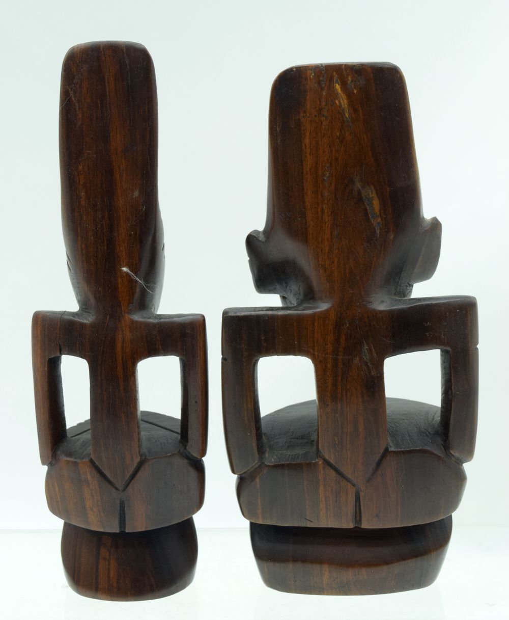 An African hardwood figure together with another 25cm (2). - Image 3 of 4