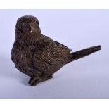 A JAPANESE BRONZE BIRD OKIMONO. 5 cm x 3 cm.