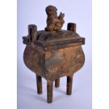 A CHINESE TWIN HANDLED BRONZE CENSER AND COVER 20th Century. 19 cm x 10 cm.