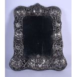 AN ANTIQUE SILVER PHOTOGRAPH FRAME. London 1906. 167 grams overall. 21 cm x 18 cm.