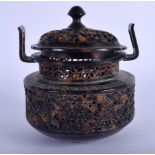 AN EARLY 20TH CENTURY CHINESE TWIN HANDLED FAUX TORTOISESHELL CENSER AND COVER Late Qing. 10 cm wide