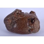 A JAPANESE CARVED BOXWOOD TOAD OKIMONO. 8 cm x 6 cm.