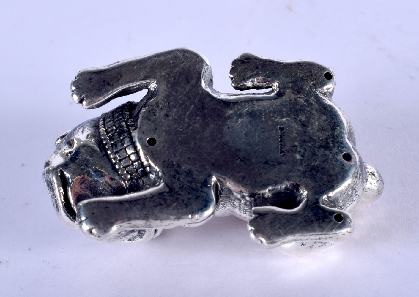 A SILVER BULLDOG PIN CUSHION. 16 grams. 5 cm x 2 cm. - Image 3 of 3