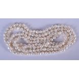 A PEARL NECKLACE. 160 cm long.