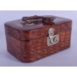 A RARE EDWARDIAN LEATHER CROCODILE SKIN GENTLEMAN'S CARRYING BOX with fitted interior. 27 cm x 15 cm