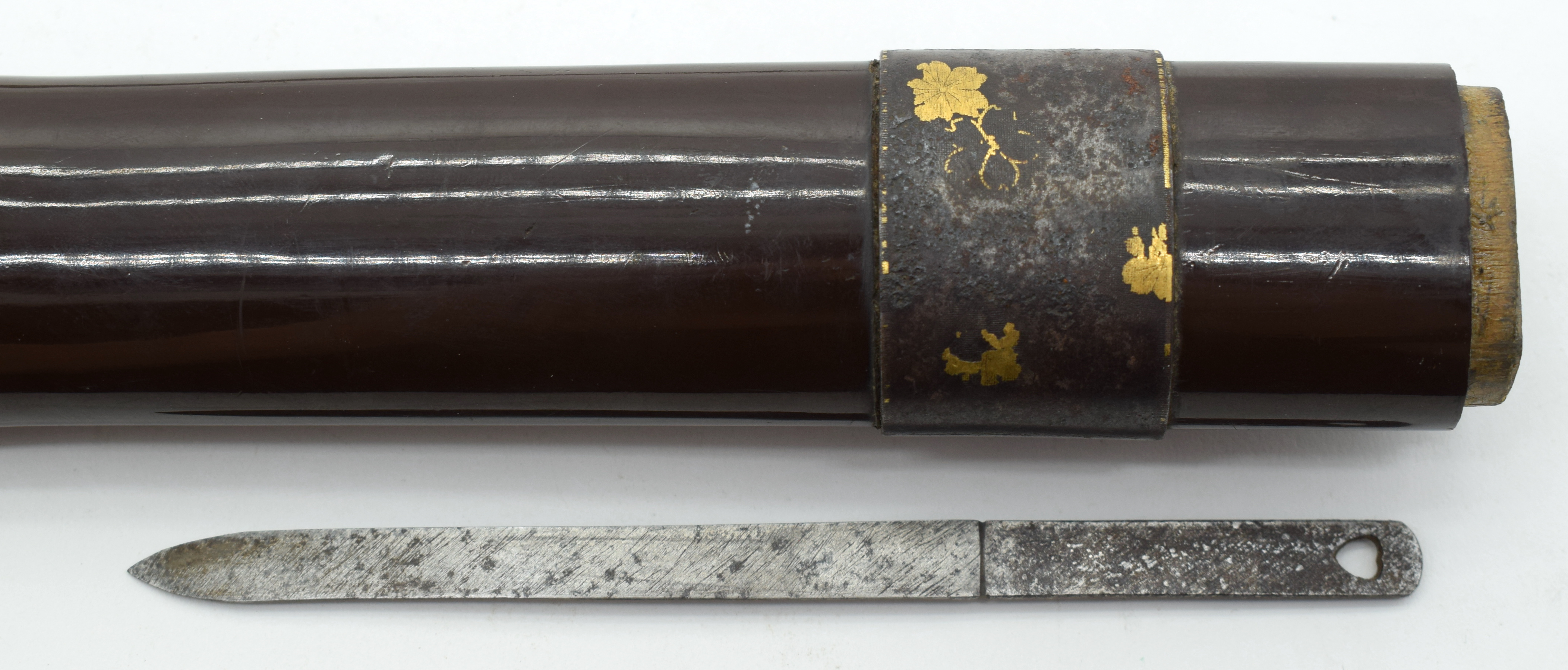 A FINE 18TH CENTURY JAPANESE EDO PERIOD IRON ONLAID LACQUER TANTO DAGGER C1796, Mino School, Mino Mo - Image 10 of 20