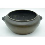 A RARE 17TH/18TH CENTURY CHINESE BRONZE CENSER Late Ming/Qing, bearing Xuande marks to base, formed
