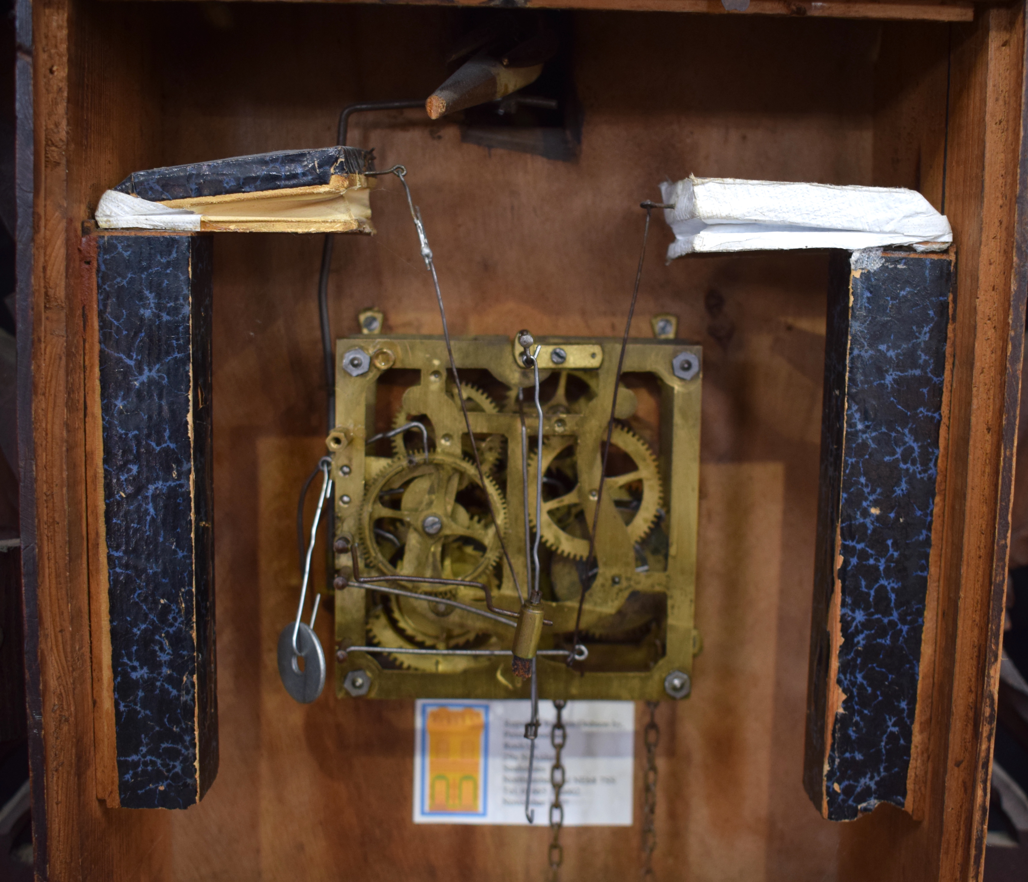 A 19TH CENTURY BAVARIAN BLACK FOREST CARVED WOOD CUCKOO CLOCK formed with opposing birds beside a ne - Image 12 of 13