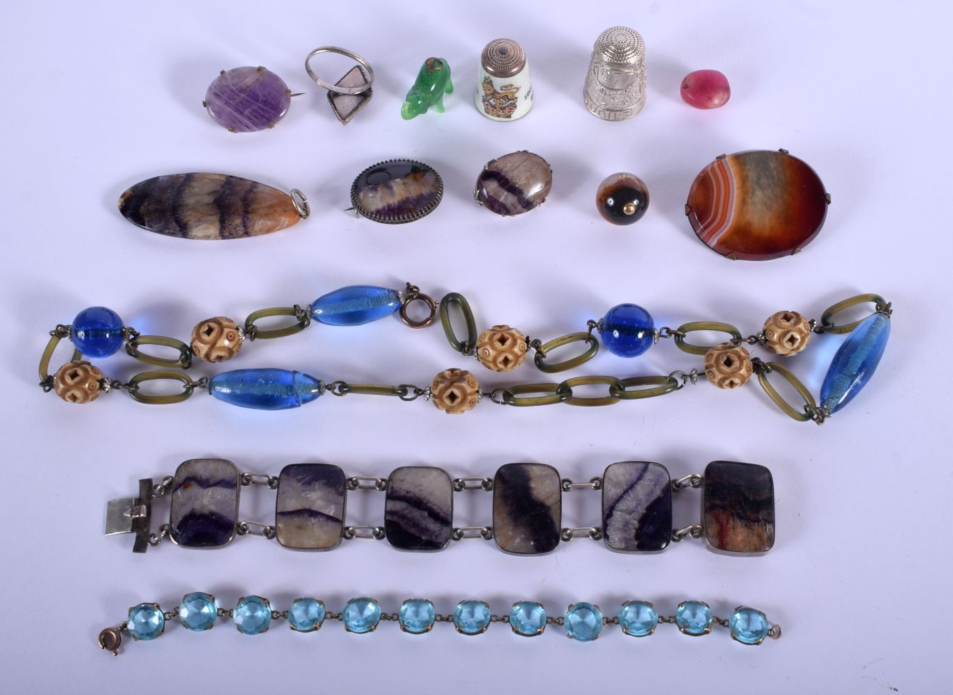 AN ANTIQUE BLUEJOHN BRACELET together with thimbles etc. (qty)