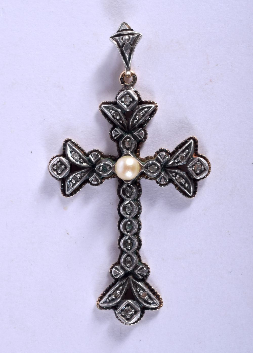 AN ANTIQUE PEARL GEM SET CRUCIFIX. 6 grams. 5 cm x 2.5 cm.