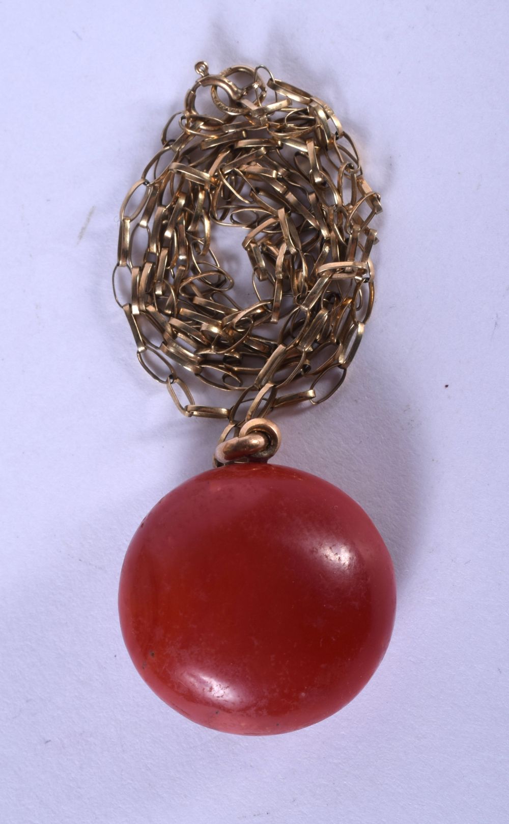 A VINTAGE 9CT GOLD CORAL NECKLACE. 12 grams. 58 cm long.