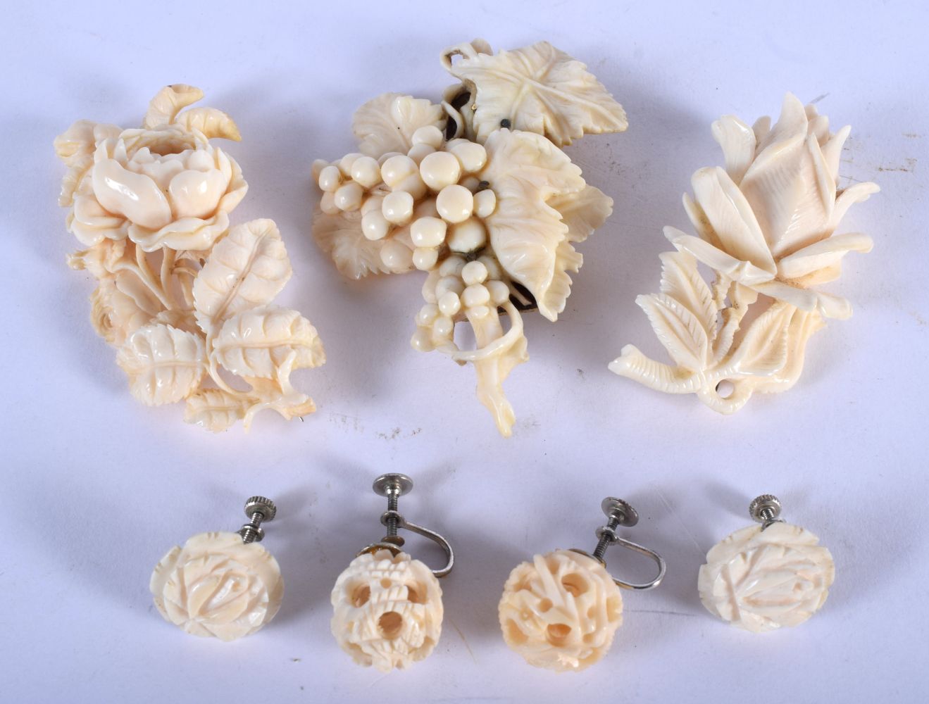 THREE 19TH CENTURY EUROPEAN CARVED IVORY BROOCHES etc. (qty)