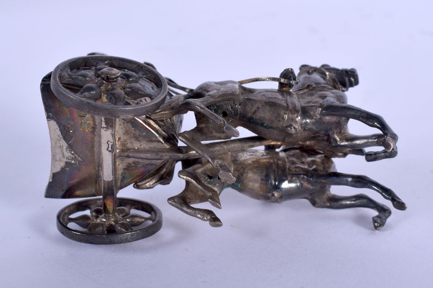 AN ANTIQUE SILVER CHARIOT. 64 grams. 6.5 cm x 5 cm. - Image 3 of 3