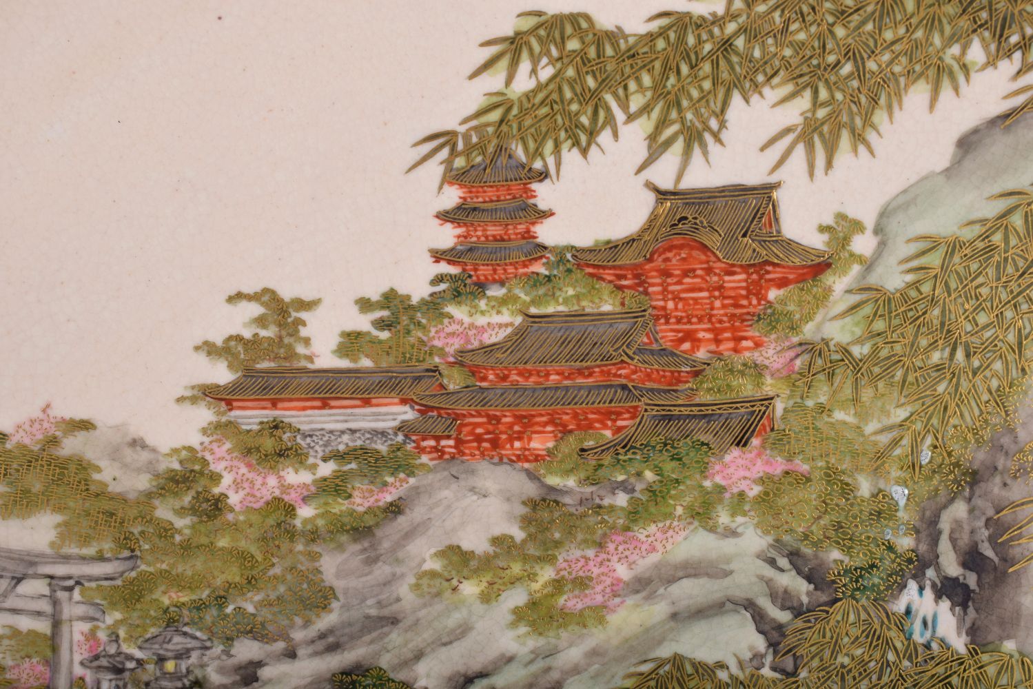 A LATE 19TH CENTURY JAPANESE MEIJI PERIOD SATSUMA DISH painted figures on a bridge within a landscap - Bild 2 aus 6