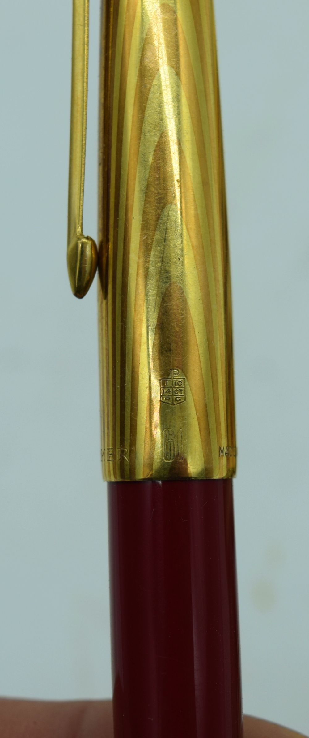 A 14ct Rolled gold Parker fountain pen together with a collection of nibs - Image 5 of 5