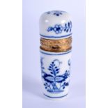 BLUE AND WHITE PORCELAIN SCENT BOTTLE WITH GOLD MOUNTS. 32g. 6.5cm x 2.5cm