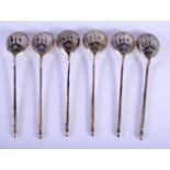 SET OF SIX CONTINENTAL NIELLO SILVER SPOONS. 103g. 13cm c 3cm. Stamped 84
