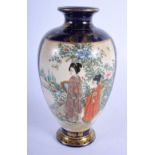 AN EARLY 20TH CENTURY JAPANESE MEIJI PERIOD SATSUMA VASE painted with geisha. 15 cm high.