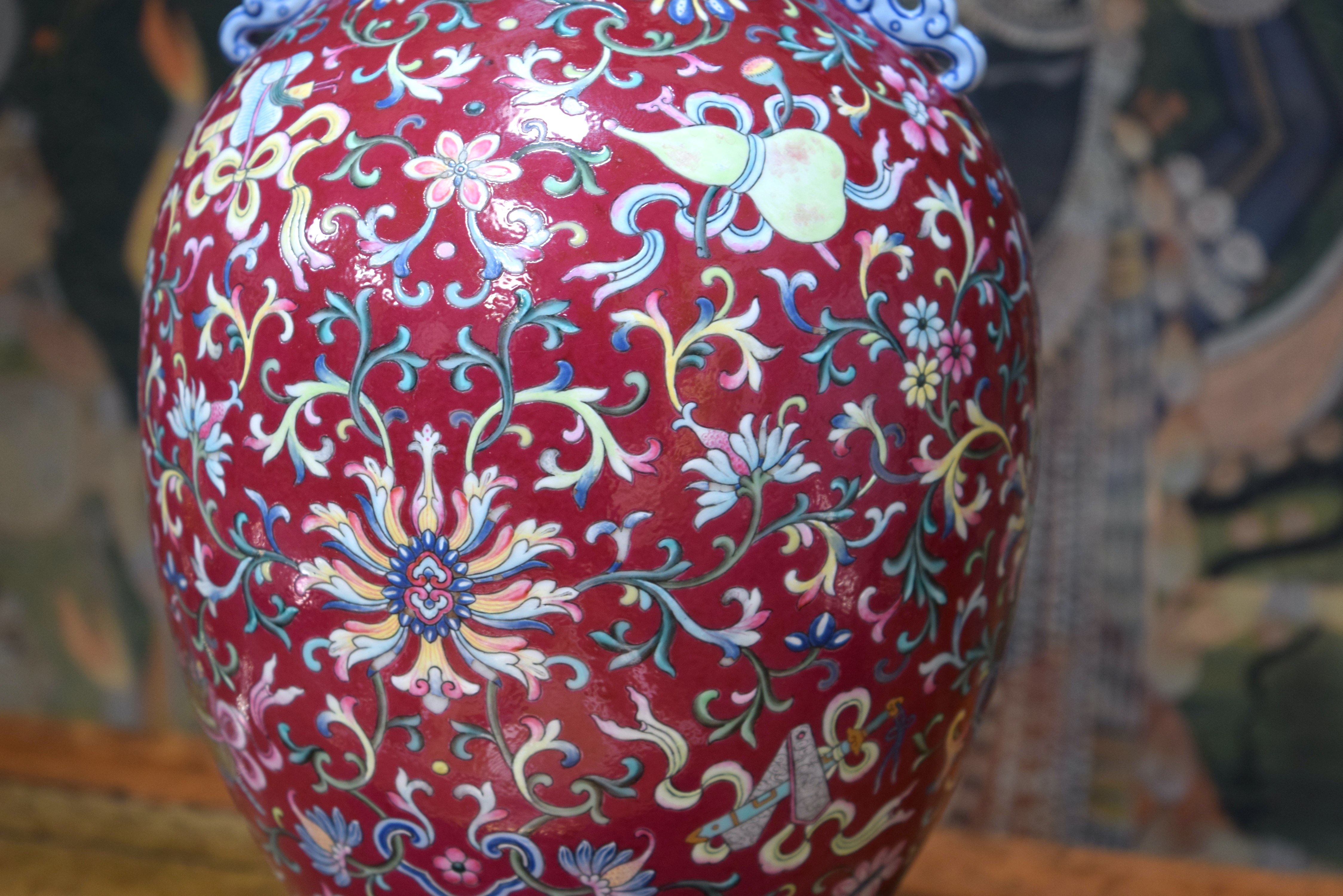 A FINE CHINESE TWIN HANDLED FAMILLE ROSE PORCELAIN FALANCAI RUBY GLAZED VASE Qianlong mark and proba - Image 4 of 44