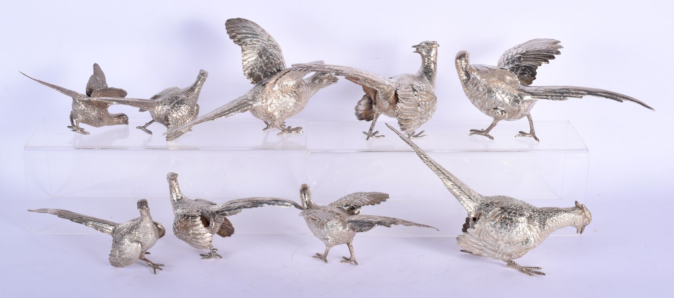 A FINE COLLECTION OF ENGLISH SILVER MODELS OF GAME BIRDS each modelled in various stances. 2196 gram - Image 2 of 7