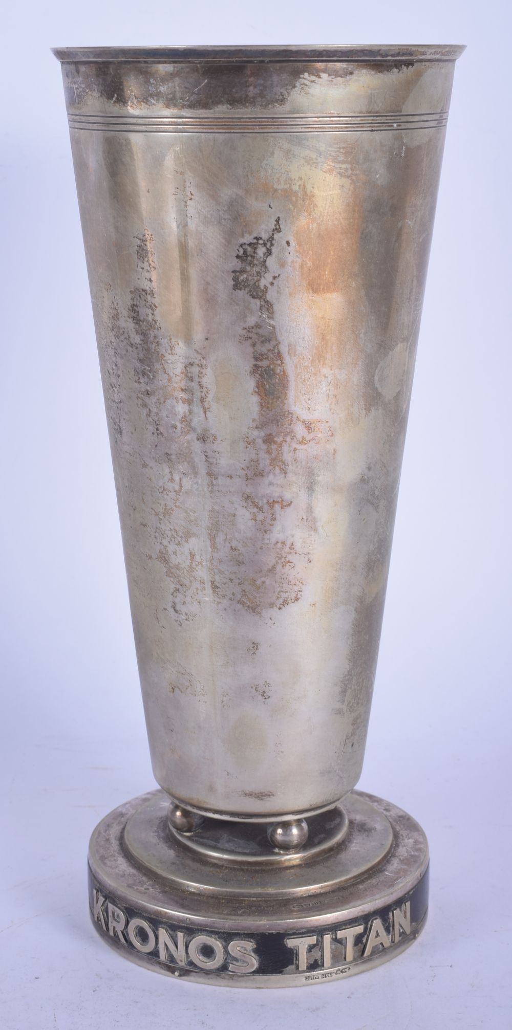 AN ART DECO SILVER KRONOS TROPHY VASE. 546 grams. 25 cm high. - Image 2 of 4