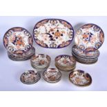 A COLLECTION OF EARLY 19TH CENTURY DERBY IMARI DINNER WARES. (qty)