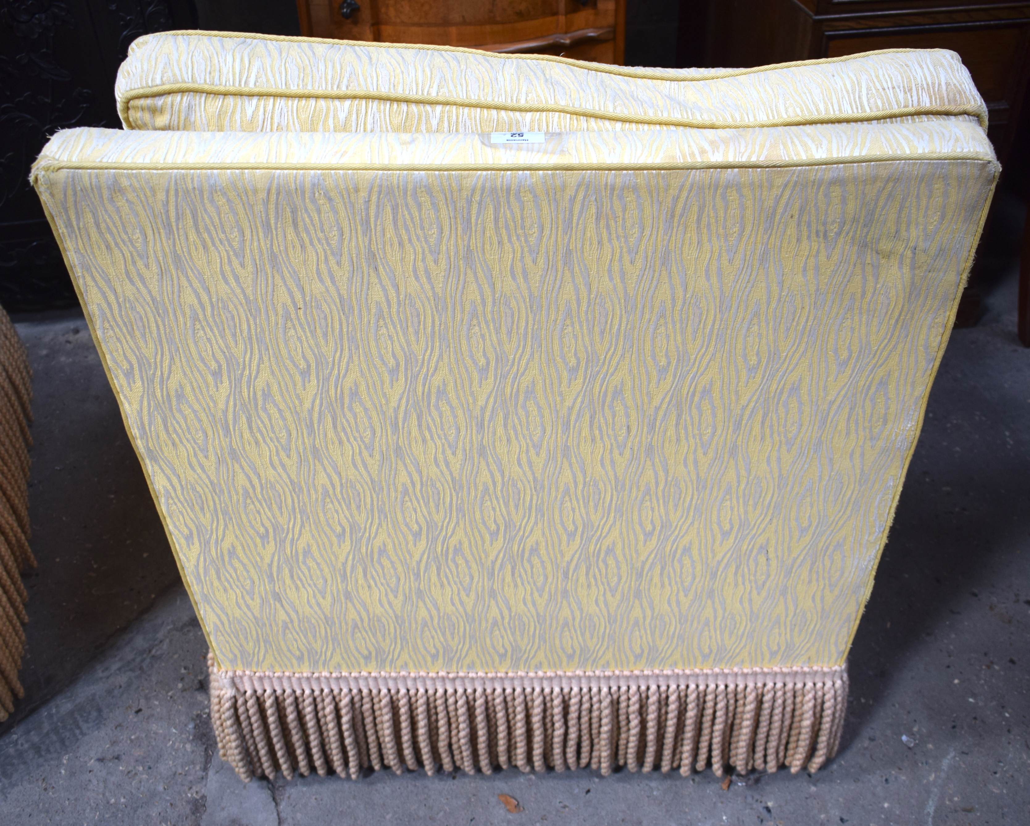 A PAIR OF DEEP COUNTRY HOUSE STYLE YELLOW ARM CHAIRS with associated gypsy table. (3) - Image 11 of 22