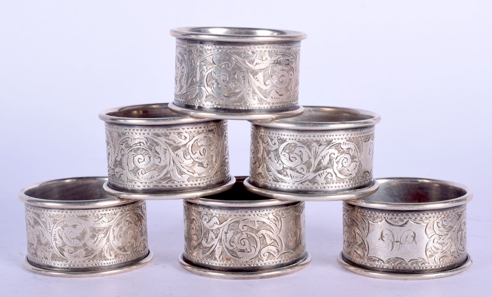 SIX CASED SILVER NAPKIN RINGS. Chester 1903. 162 grams. 4.5 cm wide. (6) - Image 2 of 3