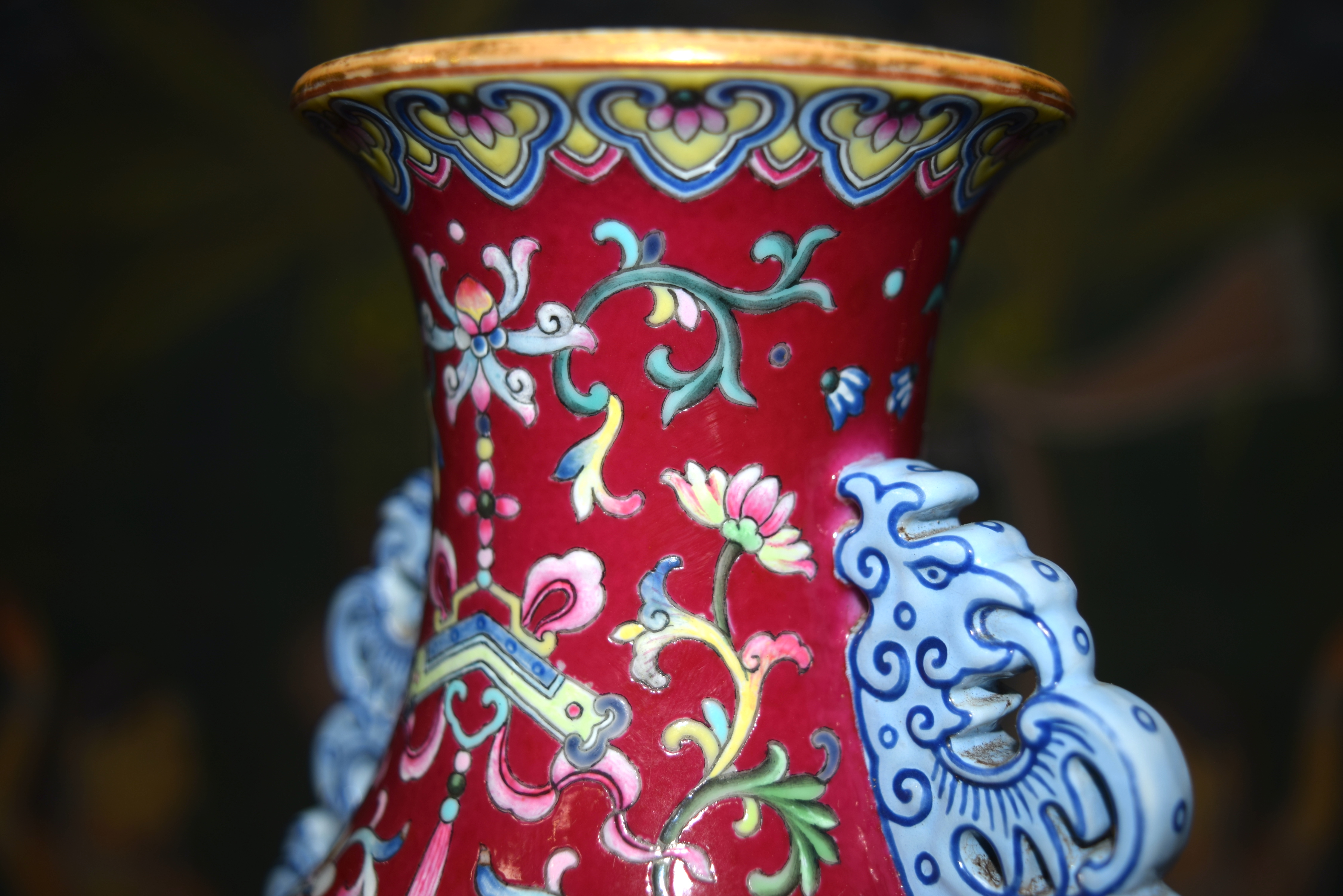 A FINE CHINESE TWIN HANDLED FAMILLE ROSE PORCELAIN FALANCAI RUBY GLAZED VASE Qianlong mark and proba - Image 24 of 44