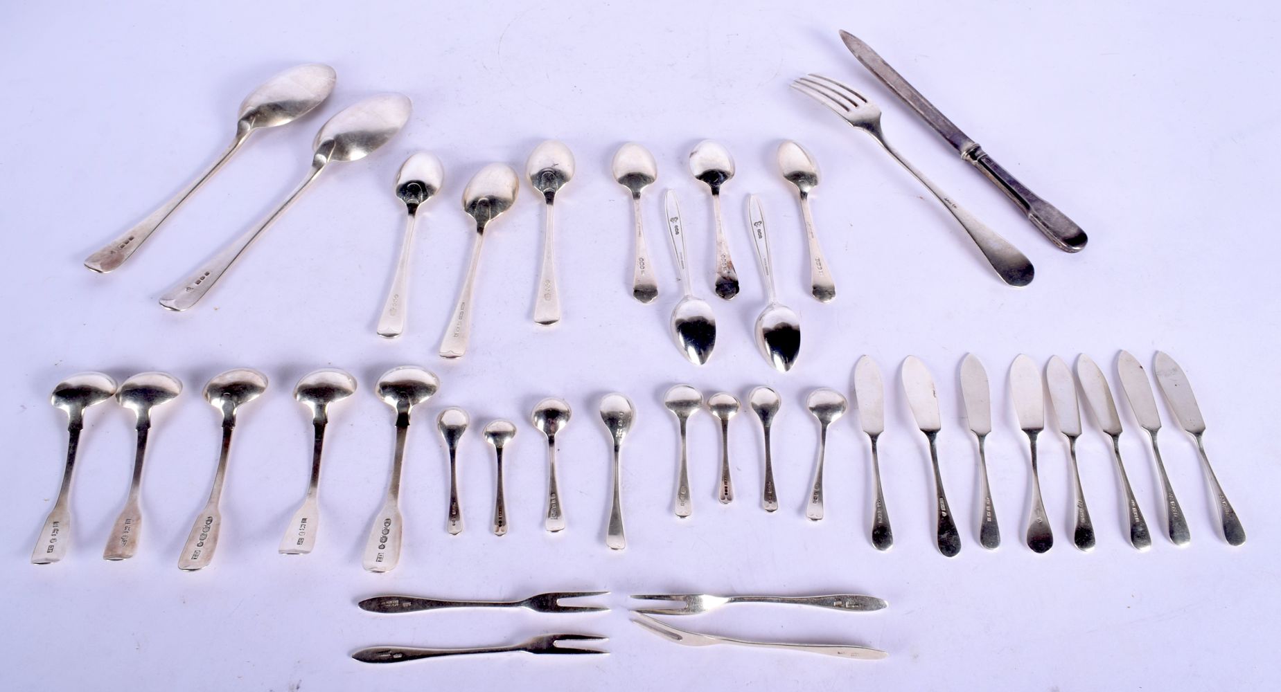 ASSORTED SILVER FLATWARE. London 1910 and later. 545 grams. (qty) - Image 2 of 5