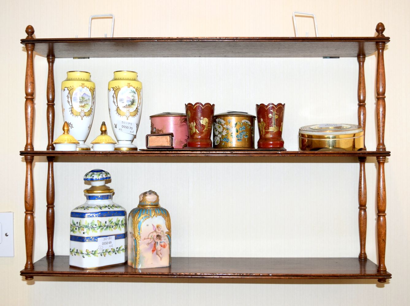 A PAIR OF MAHOGANY HANGING SHELVES. 60 cm x 40 cm. - Image 3 of 4