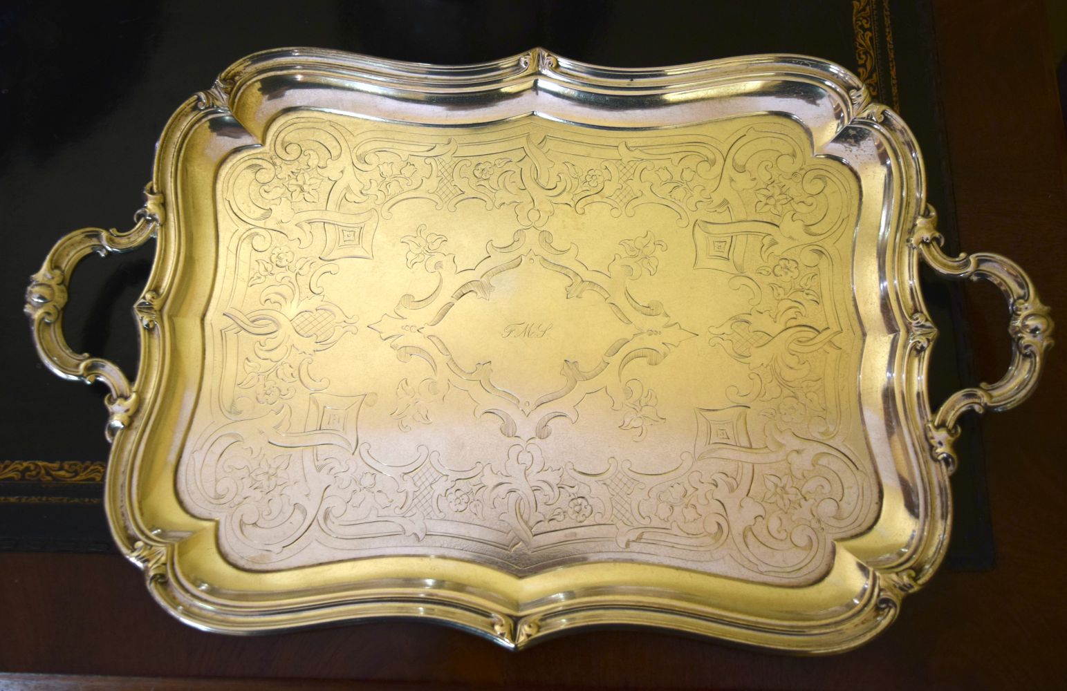 THREE LARGE 19TH CENTURY OLD SHEFFIELD PLATED TABLE COASTERS together with serving trays etc. Larges - Image 2 of 8