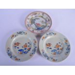 THREE 18TH CENTURY CHINESE PORCELAIN PLATES Yongzheng/Qianlong. 23 cm diameter. (3)