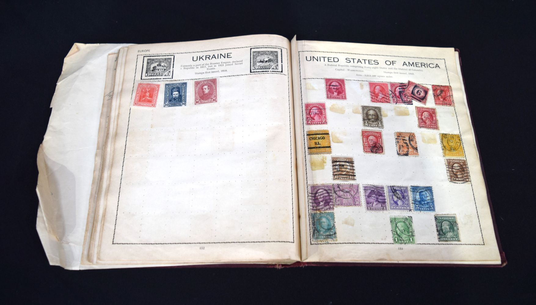 A stamp album containing world wide stamps. (Qty) - Image 3 of 7