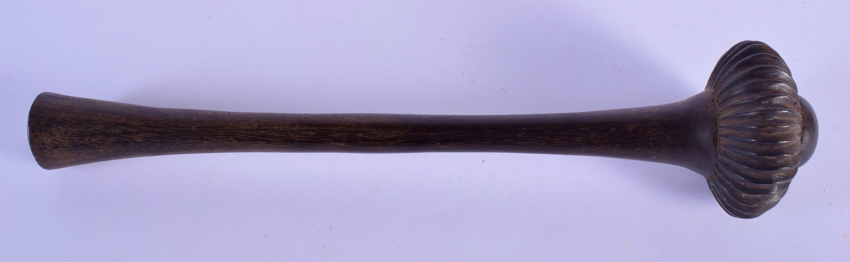 A 19TH CENTURY FIJIAN CARVED TRIBAL WOOD ULA CLUB. 36 cm long.