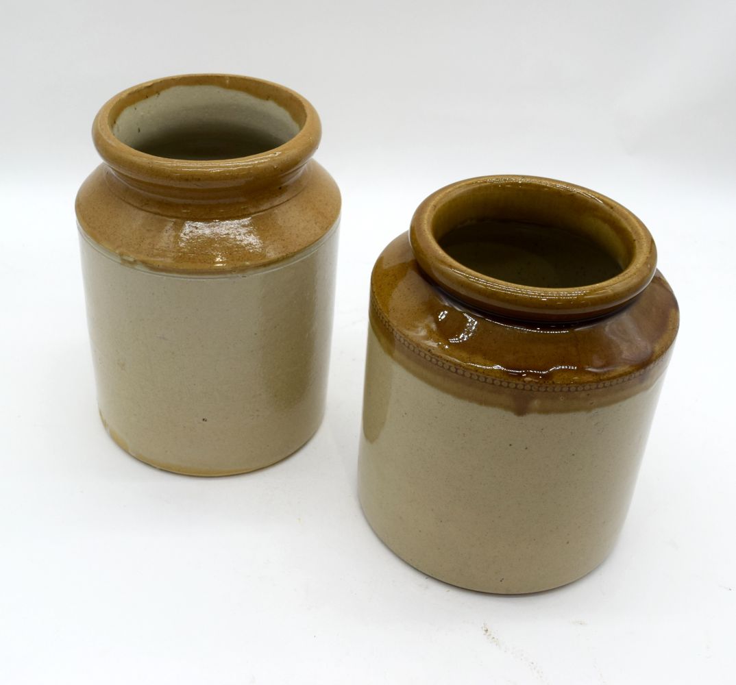 A Hartley's stone ware pot together with another pot 20.5cm (2)