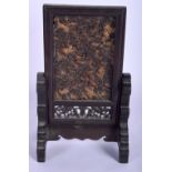 A CONTEMPORARY CHINESE FAUX TORTOISESHELL CARVED WOOD SCHOLARS SCREEN decorated with birds. 18 cm x