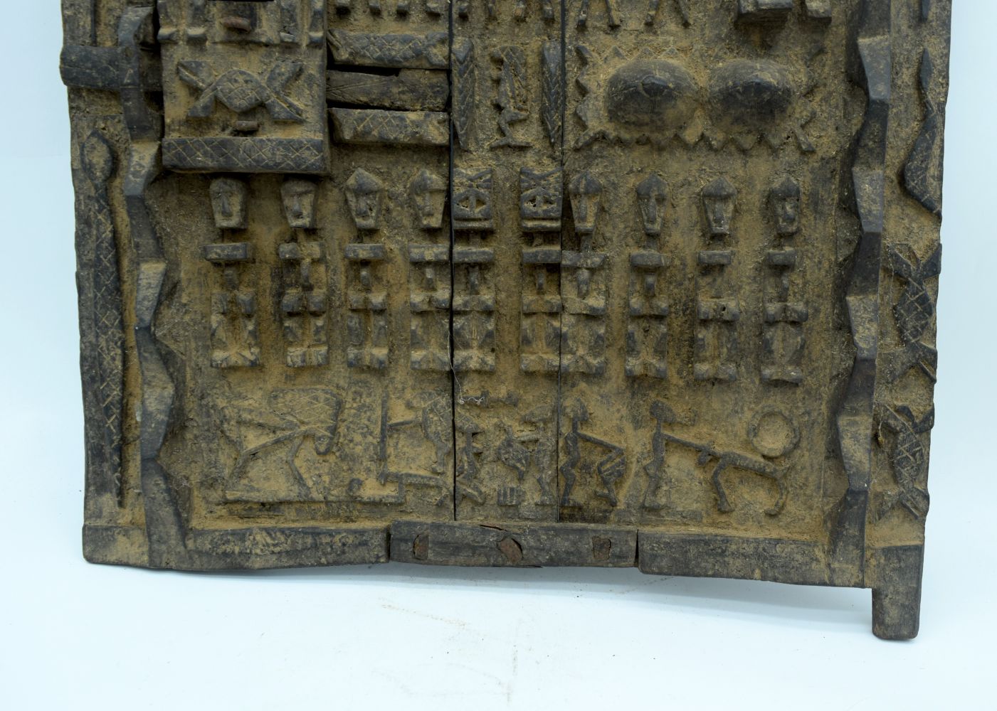 An African tribal Dogon Granary door. 43 x 38cm - Image 5 of 6