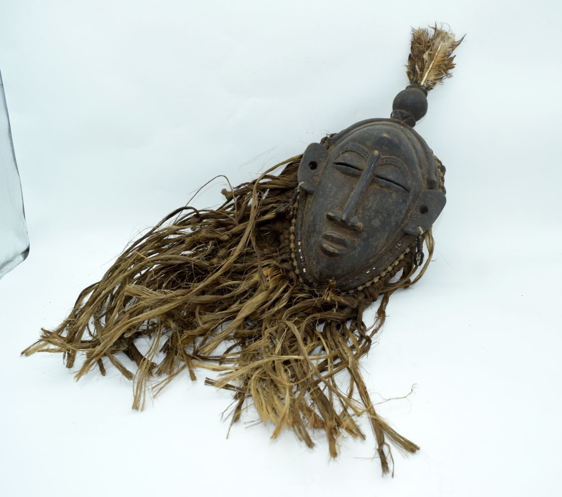 An African tribal Senufo Kpelie mask. 62cm