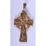 A GOLD MALTESE CROSS PENDANT. 3.5cm x 1.9cm, weight 2.1g