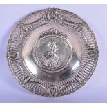 AN ANTIQUE CONTINENTAL SILVER PORTRAIT DISH. 277 grams. 22.5 cm wide.