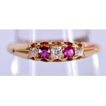 AN 18CT GOLD AND RUBY RING. 2,7 grams. N.