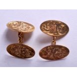 A PAIR OF 9CT GOLD CUFFLINKS. Size 2.9cm x 1.1cm, weight 4.4g