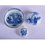 A SMALL 19TH CENTURY CHINESE BLUE AND WHITE PORCELAIN DISH together with a snuff bottle & box & cove