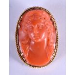 AN ANTIQUE GOLD AND CORAL CAMEO BROOCH. 3cm x 2cm, weight 8.05g