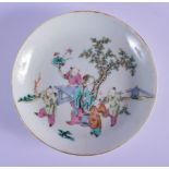 AN EARLY 20TH CENTURY CHINESE PORCELAIN DISH Late Qing/Republic, painted with figures in a landscape