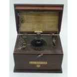 A mahogany BBC GECOPHONE crystal radio set 16 x 23 cm .