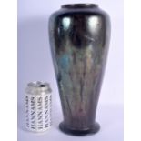 AN UNUSUAL EARLY 20TH CENTURY IRIDESCENT FAVRILLE TYPE POTTERY VASE in the manner of Tiffany & Co. 3