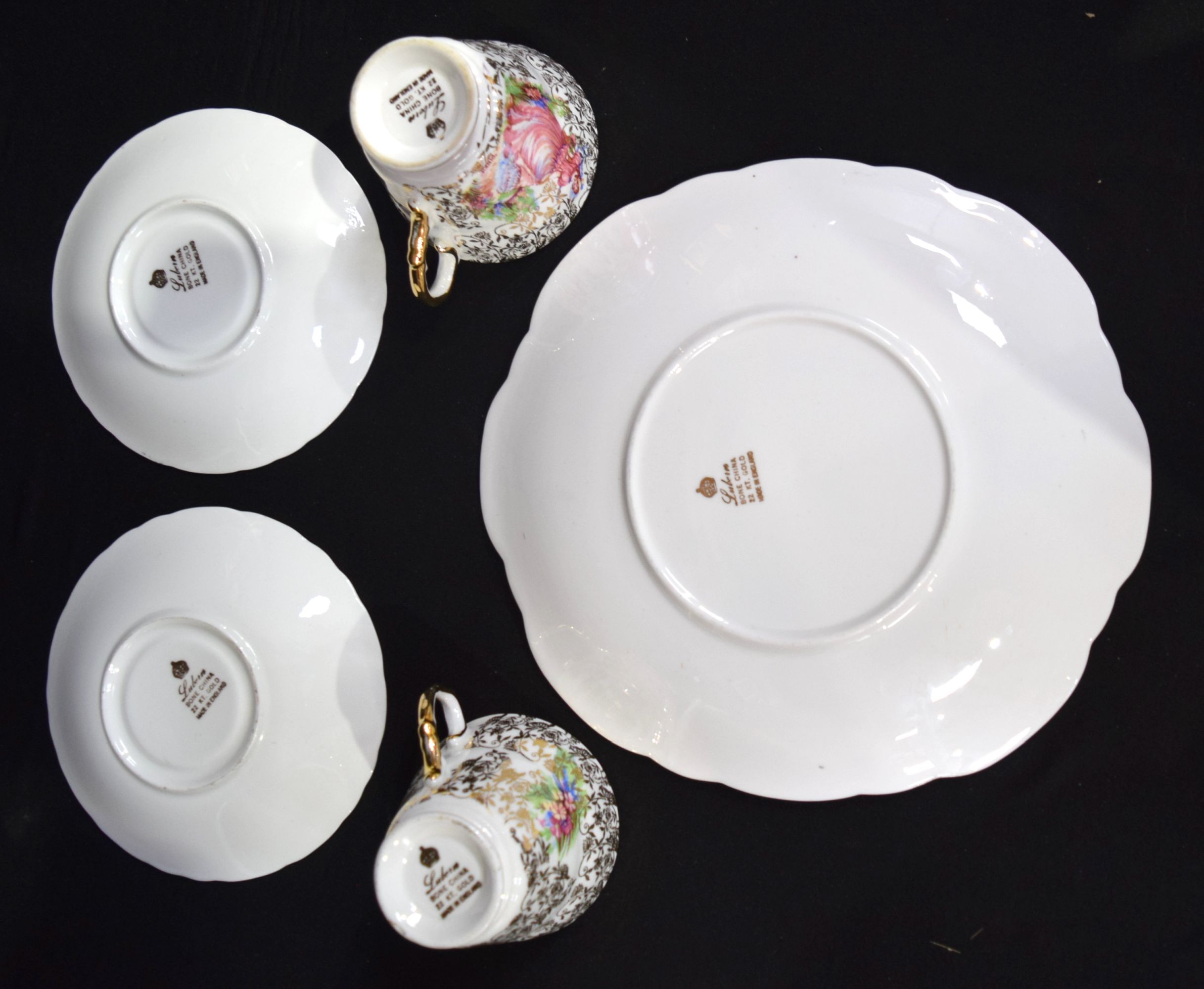 A collection of Lubern bone china tea ware 22k gold plated decoration. 23cm (20) - Image 2 of 2