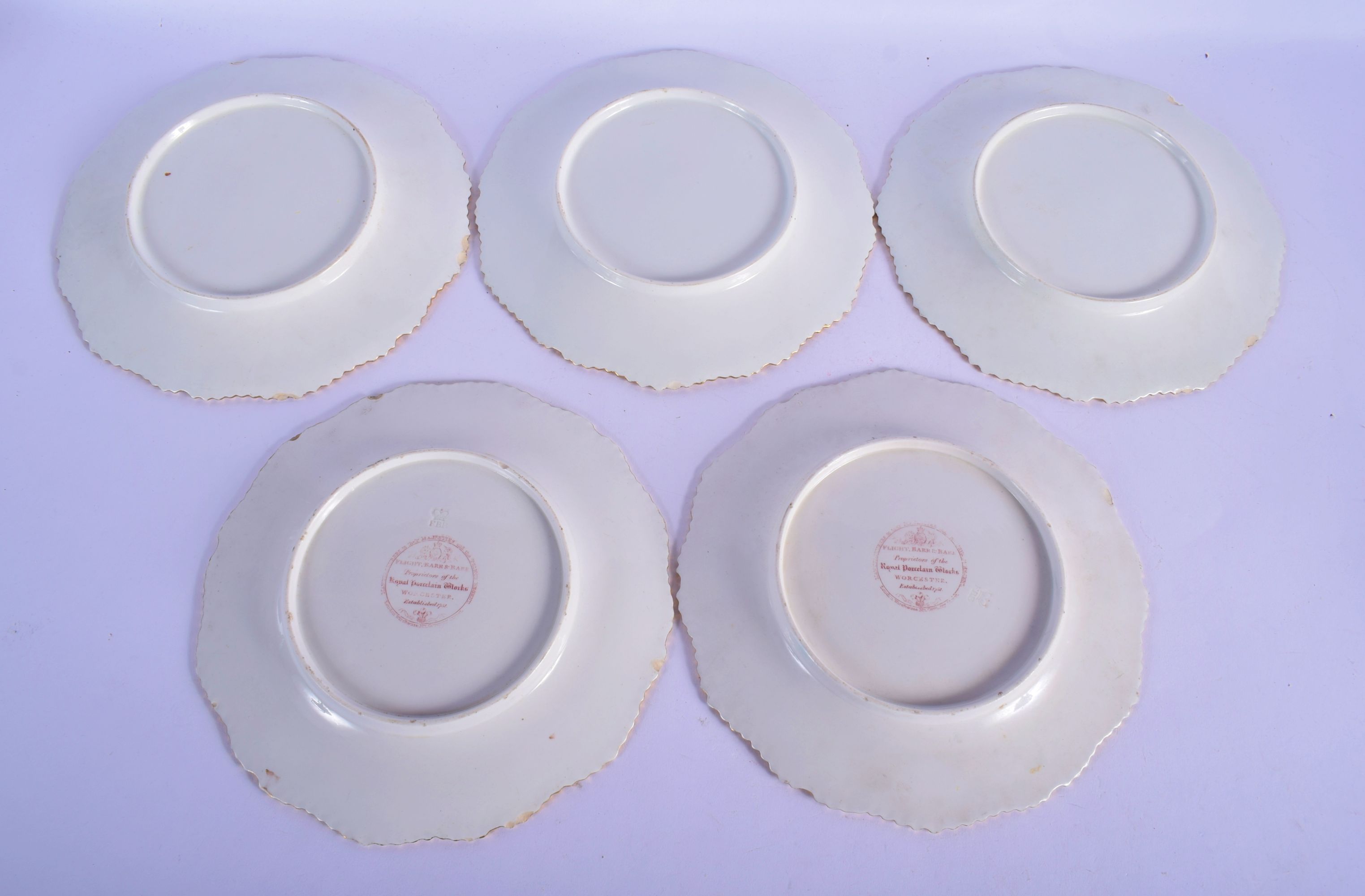 Worcester Flight Barr and Barr set of five plates painted with the Arms of Turner under a lime green - Bild 2 aus 2